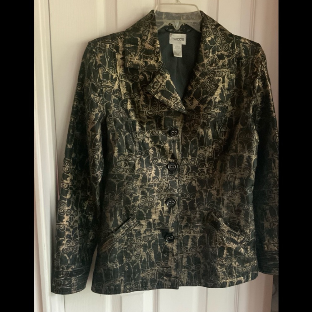 Chico’s Black/Gold Dressy Jacket with belt. Sz 0
